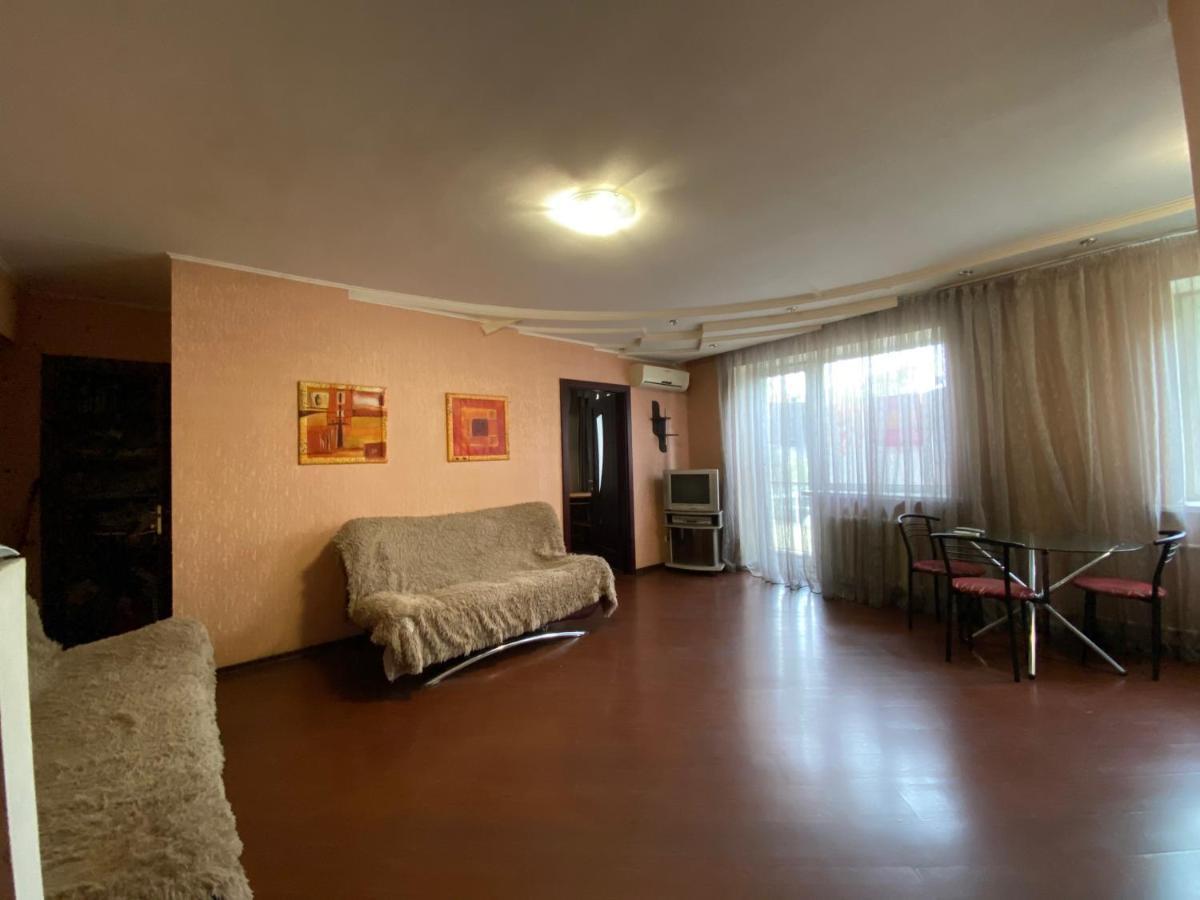 2-Bedroom Apartment Most City Center Area Dnipro Exterior foto