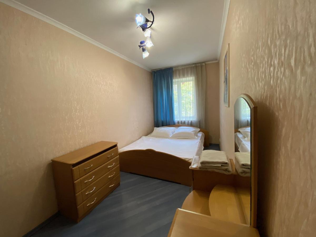 2-Bedroom Apartment Most City Center Area Dnipro Exterior foto